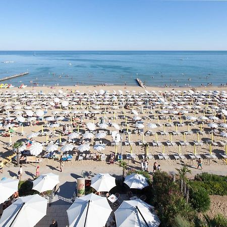Hotel Columbia & Ninfea Lido di Jesolo Eksteriør billede