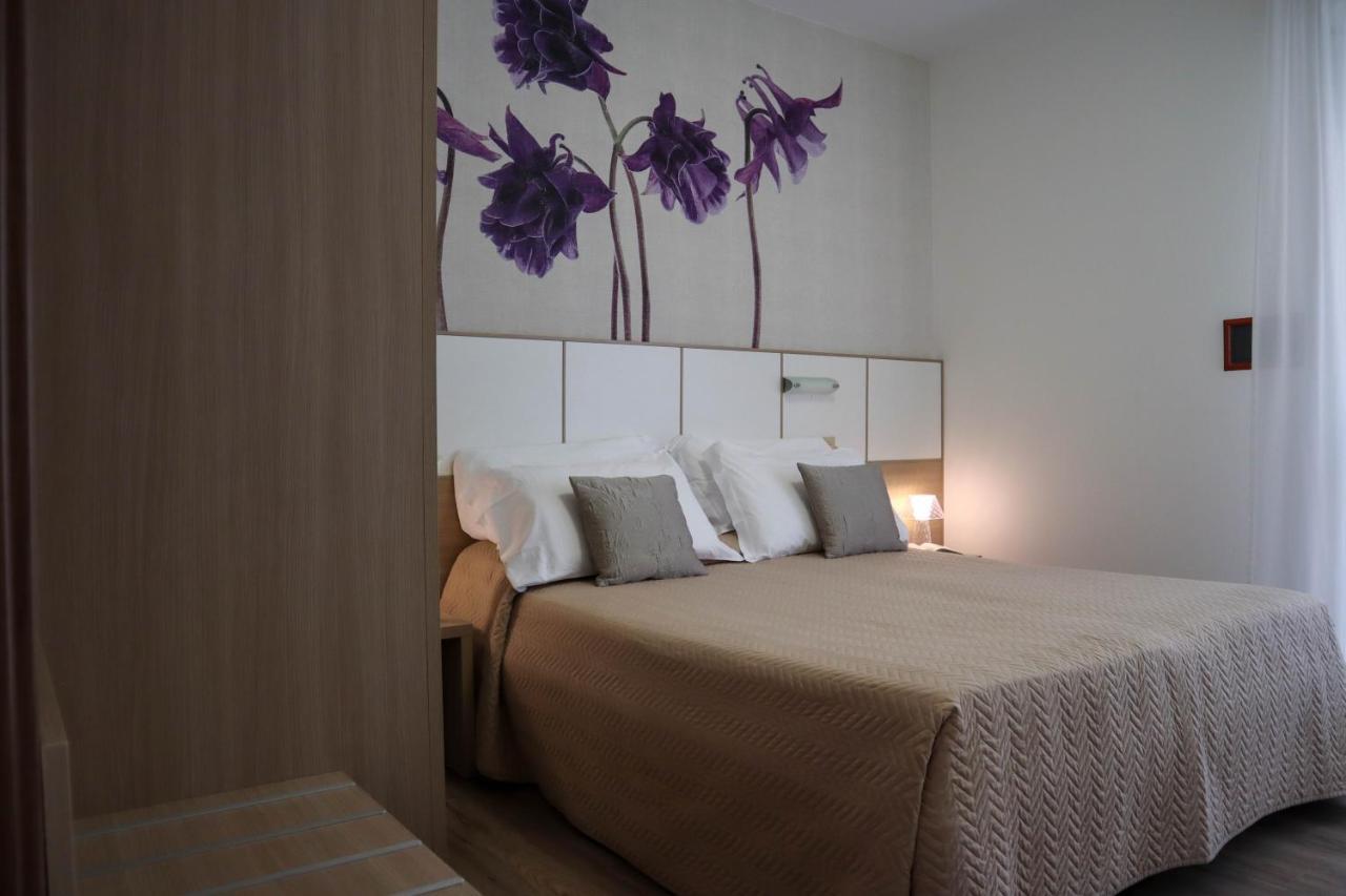Hotel Columbia & Ninfea Lido di Jesolo Eksteriør billede
