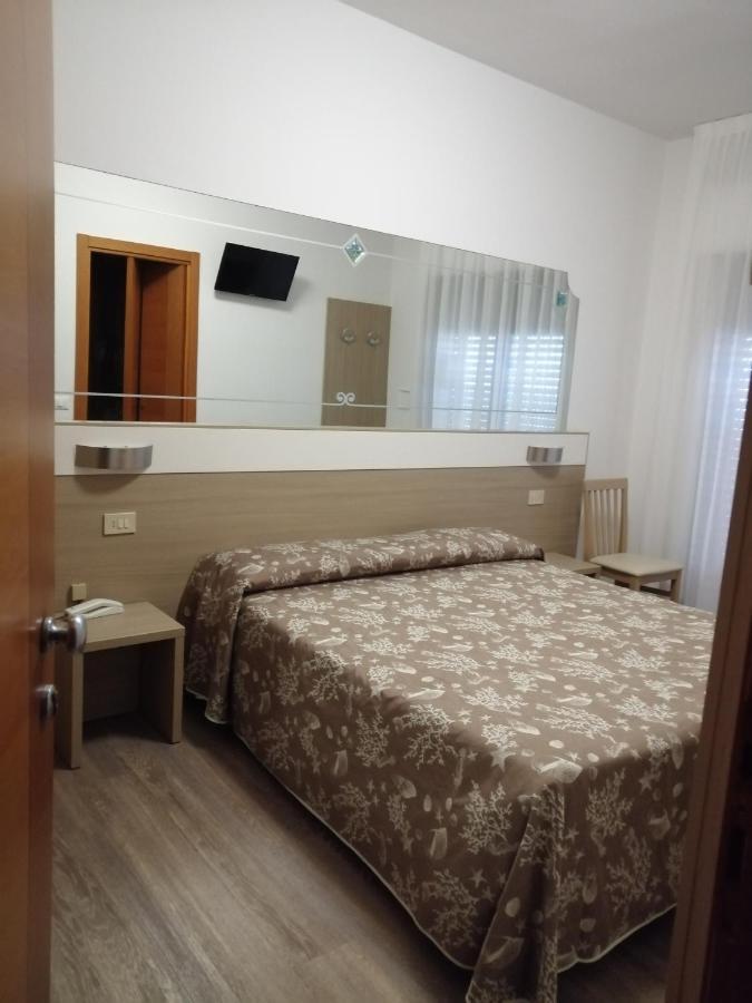 Hotel Columbia & Ninfea Lido di Jesolo Eksteriør billede