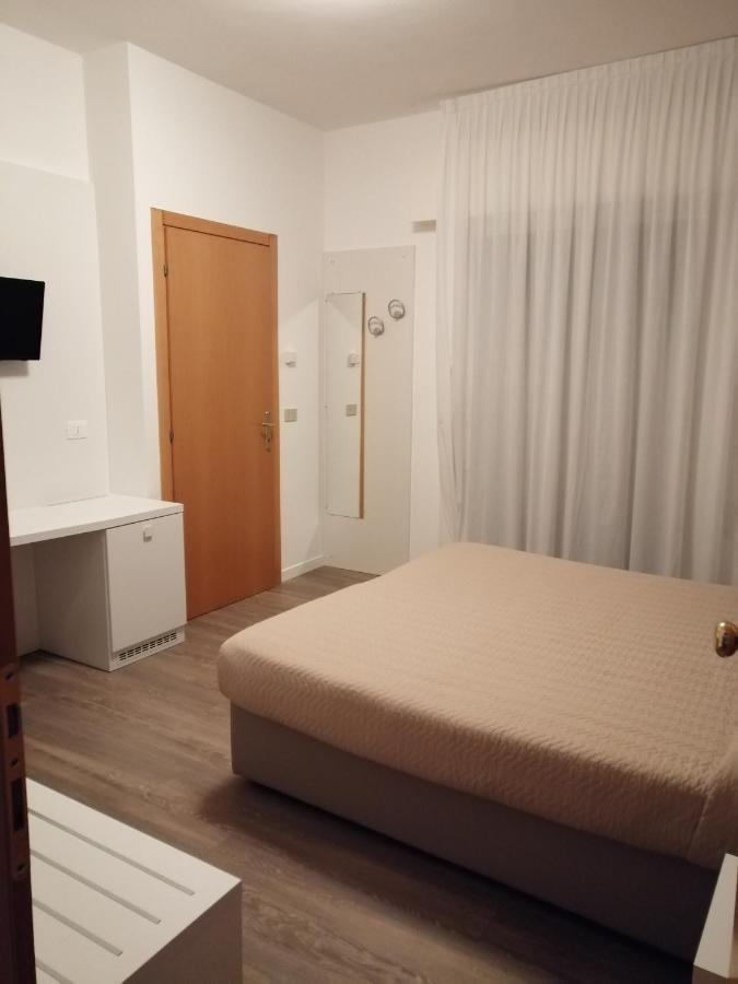 Hotel Columbia & Ninfea Lido di Jesolo Eksteriør billede