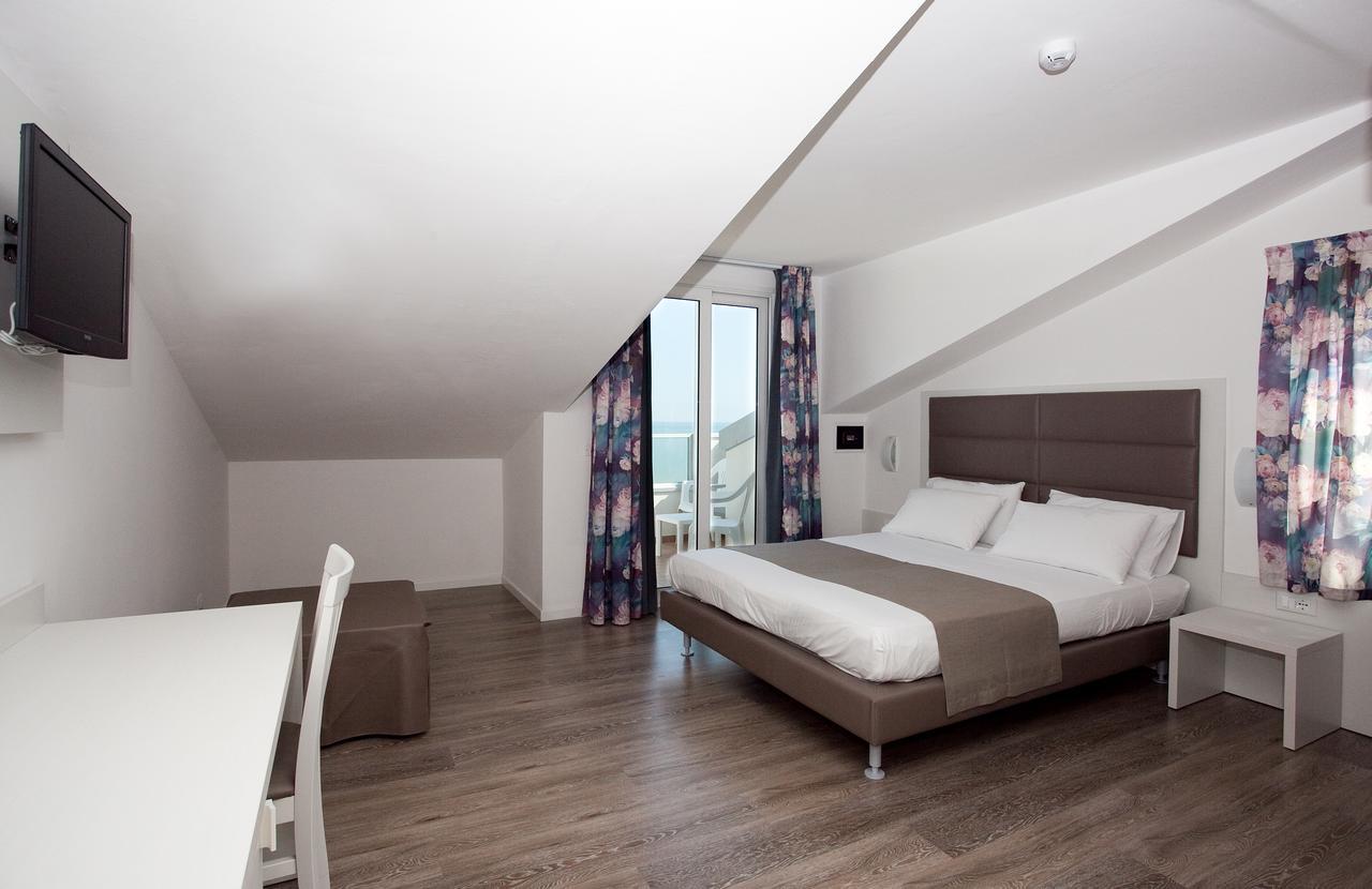 Hotel Columbia & Ninfea Lido di Jesolo Eksteriør billede