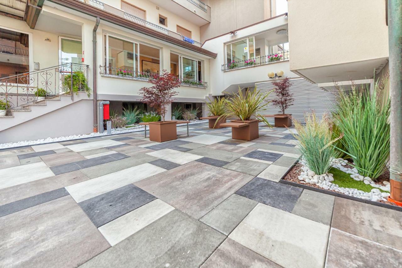 Hotel Columbia & Ninfea Lido di Jesolo Eksteriør billede